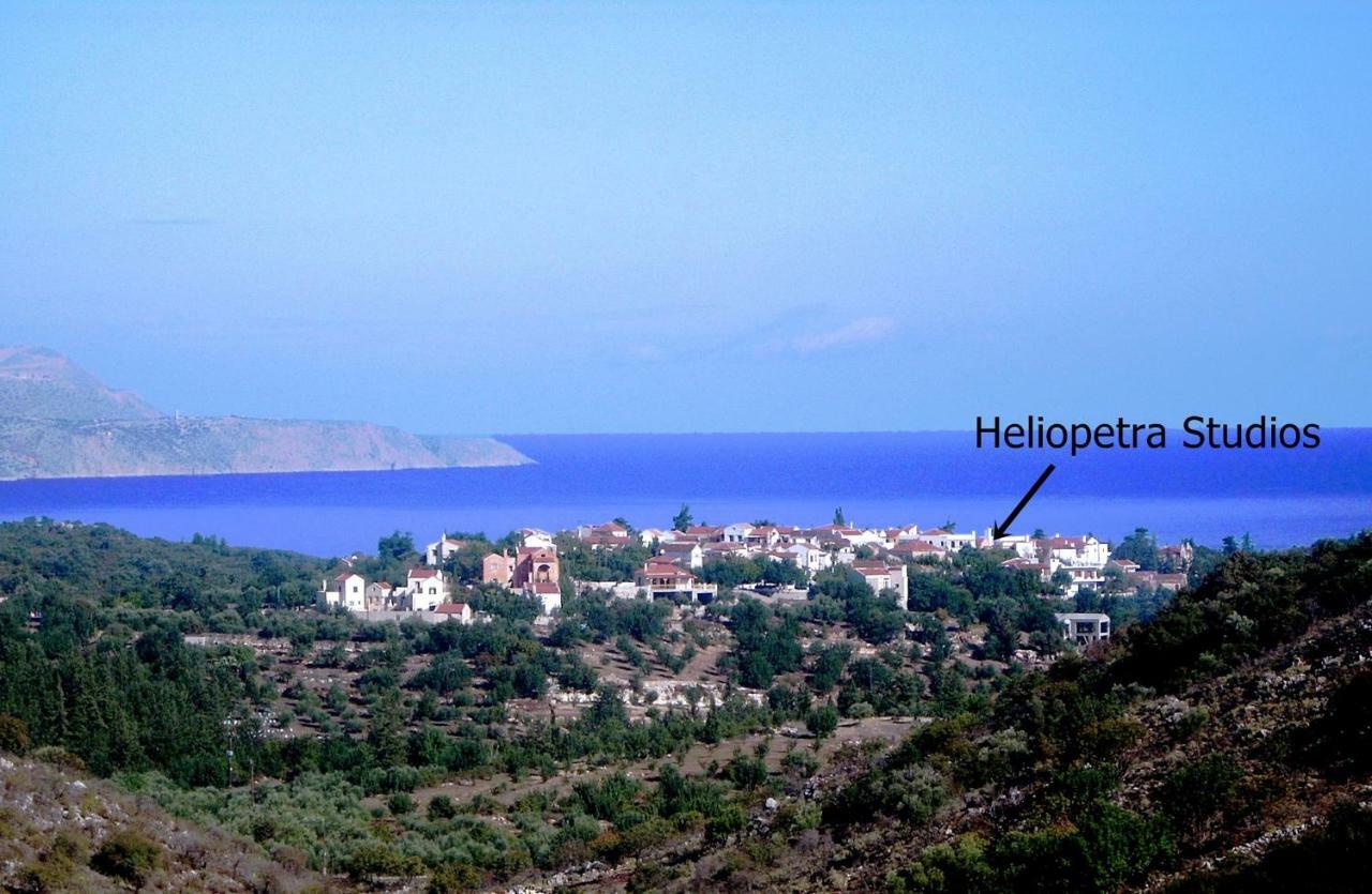 Heliopetra Independant Studios -Village Close To Beaches -Sharing A Large Pool Koprana Exterior photo